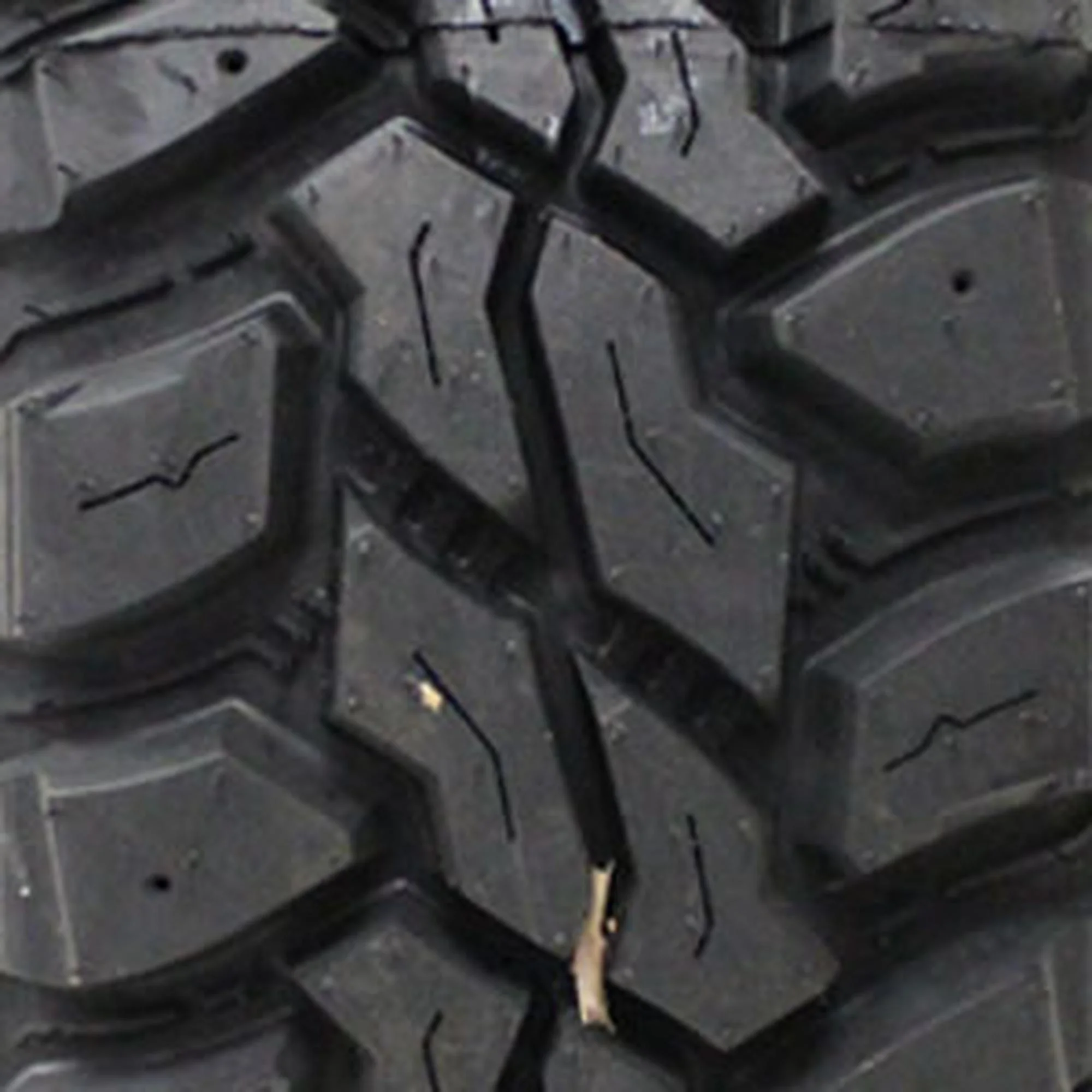 Mastercraft Courser MXT Mud-Terrain LT235/85R16 120/116Q E Light Truck Tire