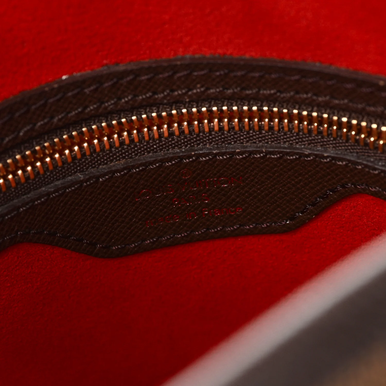 Damier Ebene Marais Bucket 23
