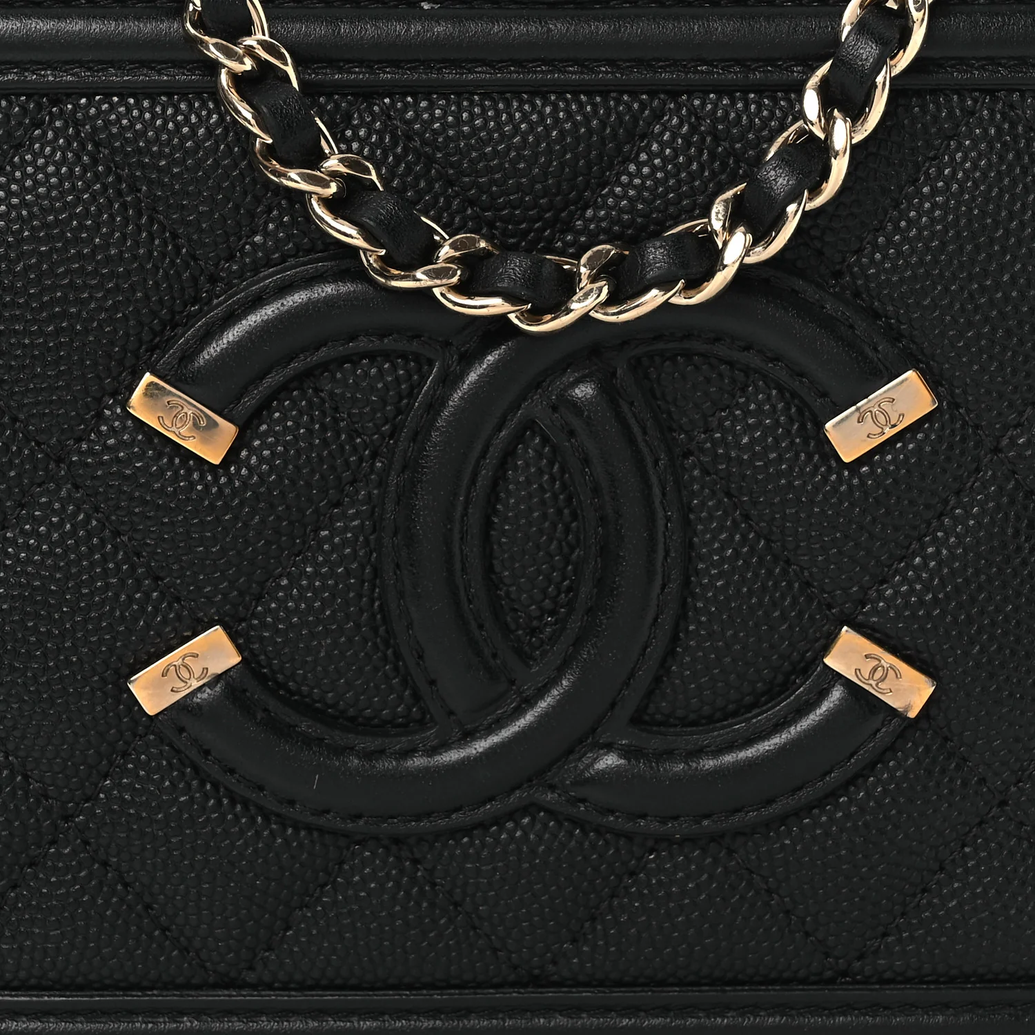 Caviar Quilted CC Filigree Vanity Clutch With Chain Black