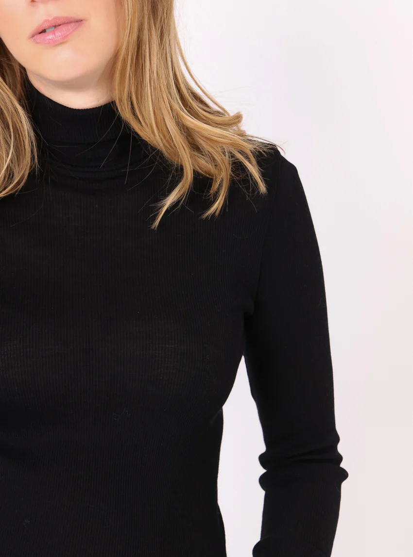 Pull chaussette col roulé laine et soie noir