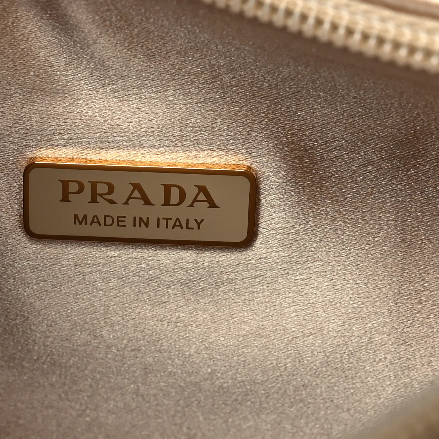 Satin Crystal Mini Re-Edition 2000 Bag Platino