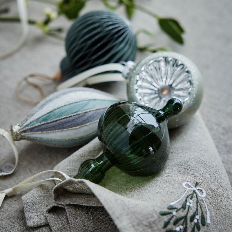 Glosille ornament 14,5 cm grønn
