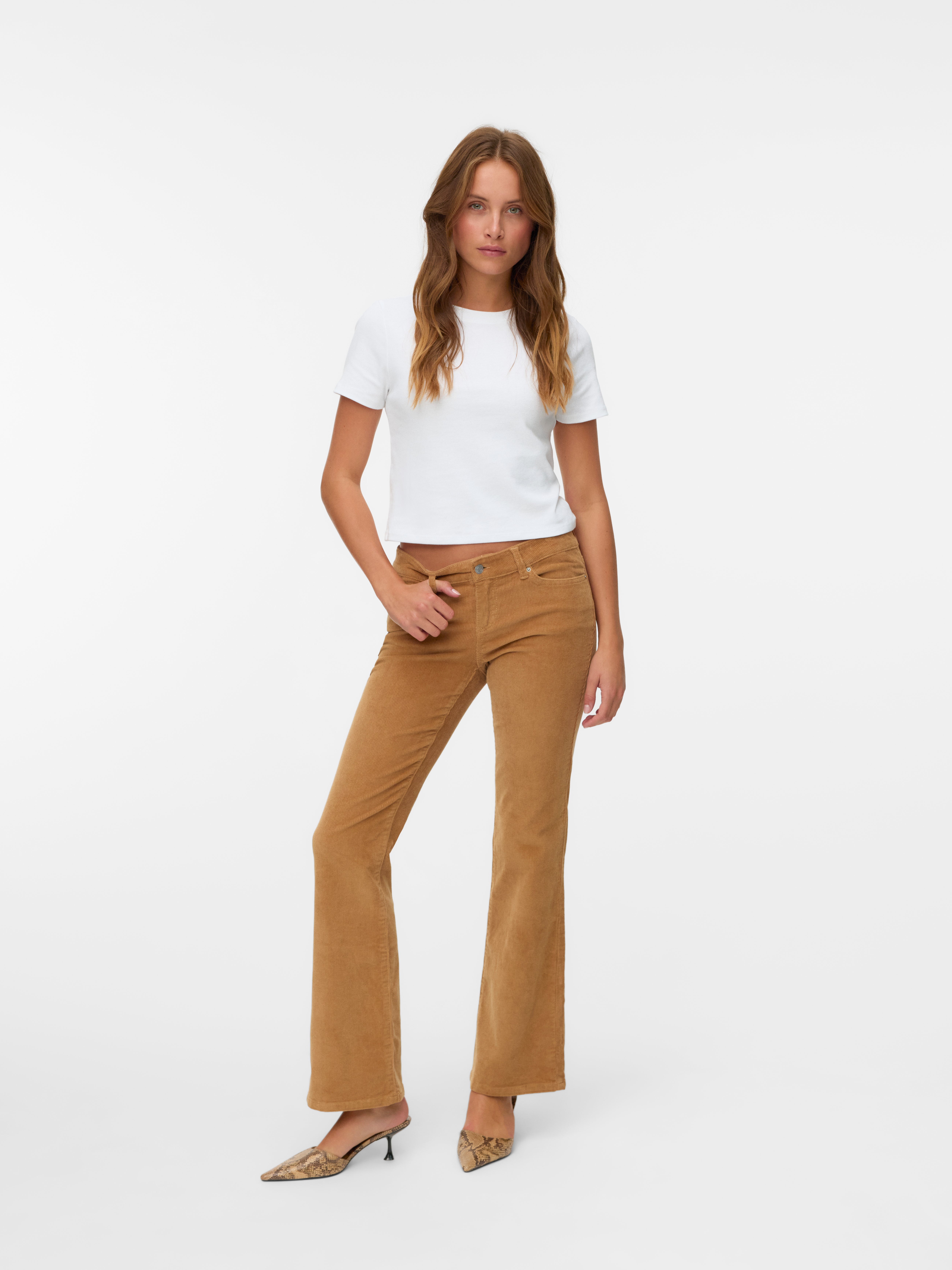 VERO MODA® VMSIGI Low rise Corduroy Trousers