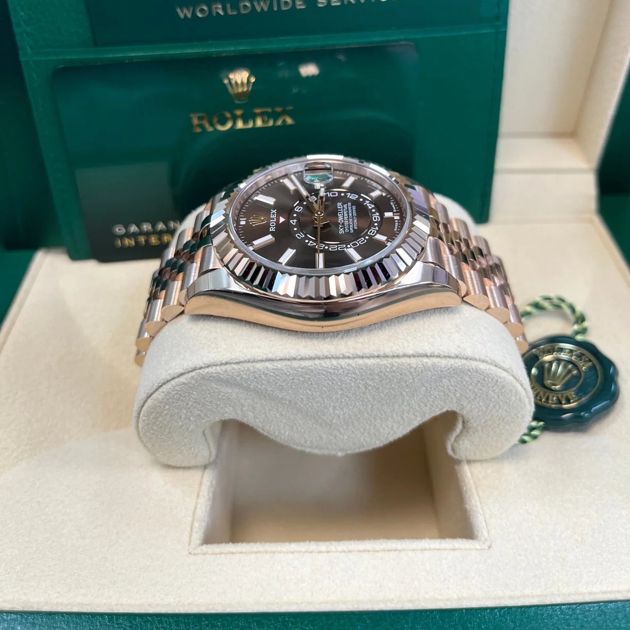 [Super Clone]RLX  Sky-Dweller 42mm Rose Gold Chocolate Dial Jubilee - 336935