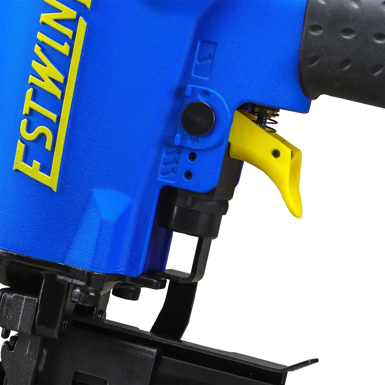 Estwing EFS105 Pneumatic 10.5-Gauge 1-9/16 Fencing Stapler with Adjustable Metal Belt Hook, 1/4 NPT Industrial Swivel Fitting, and Bag