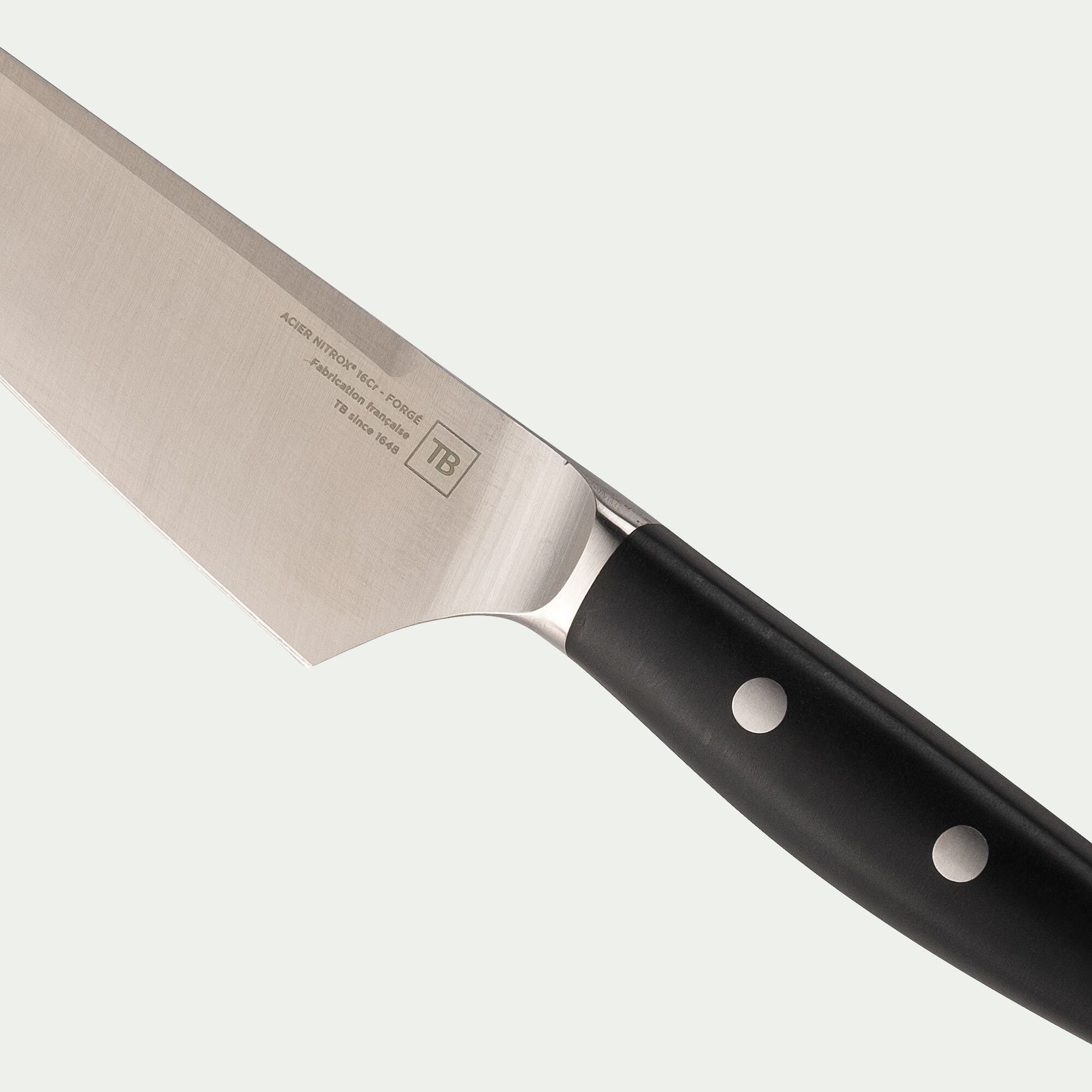 SIDONIE - Couteau forgé de cuisine avec lame de 15cm en acier inoxydable
