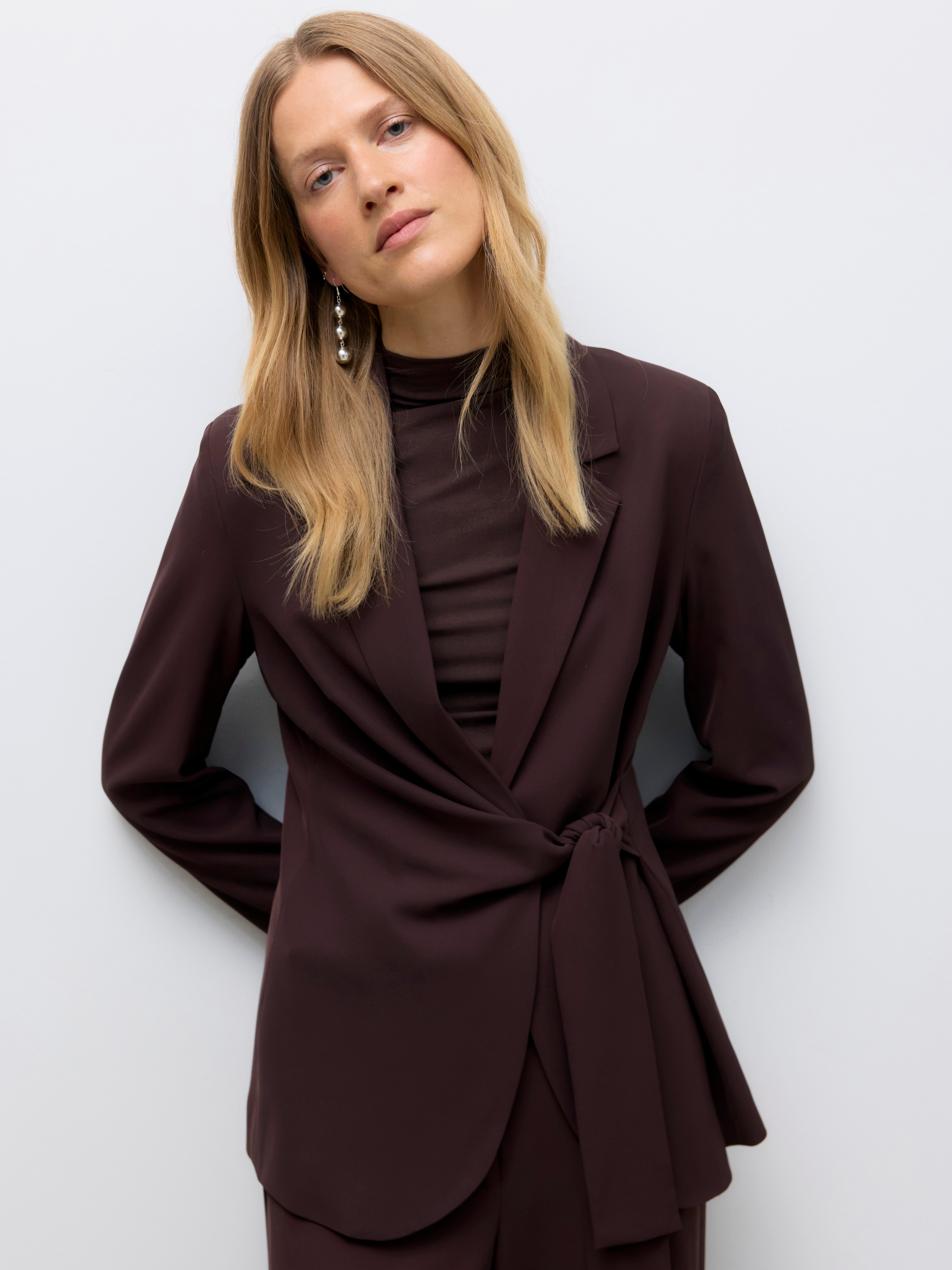 VERO MODA® AWUPAMA Blazer