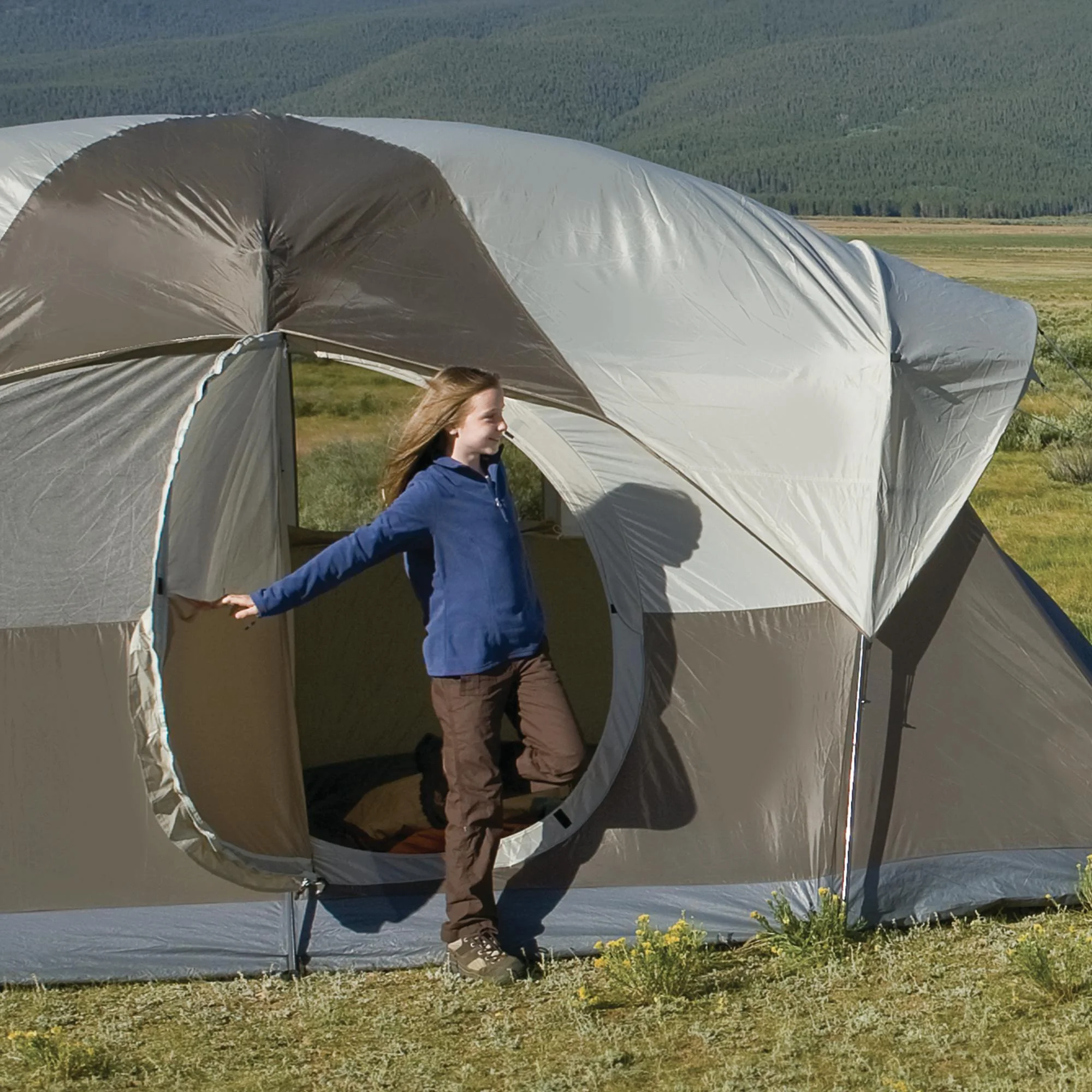 Coleman Weathermaster? 6 - Person Tent with Screen Room