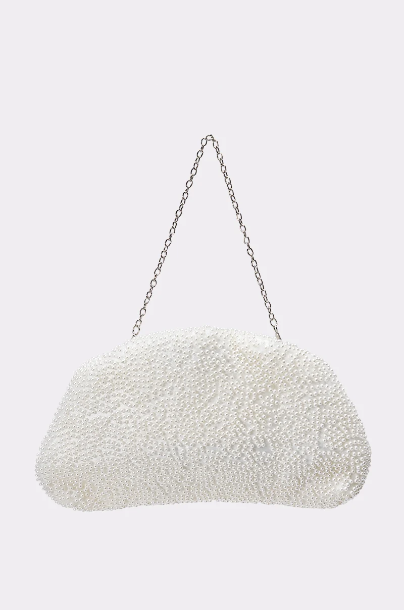 FEEL ME PEARL CLUTCH - Akira Store