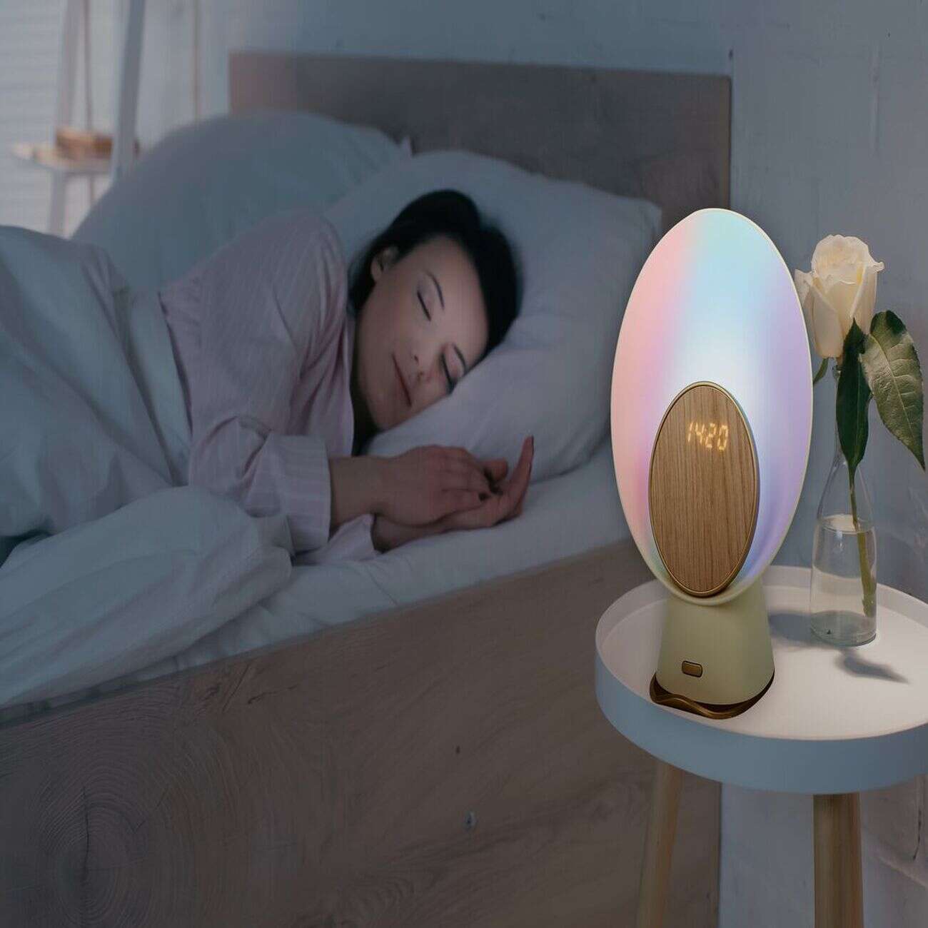 Réveil lune avec chargeur induction