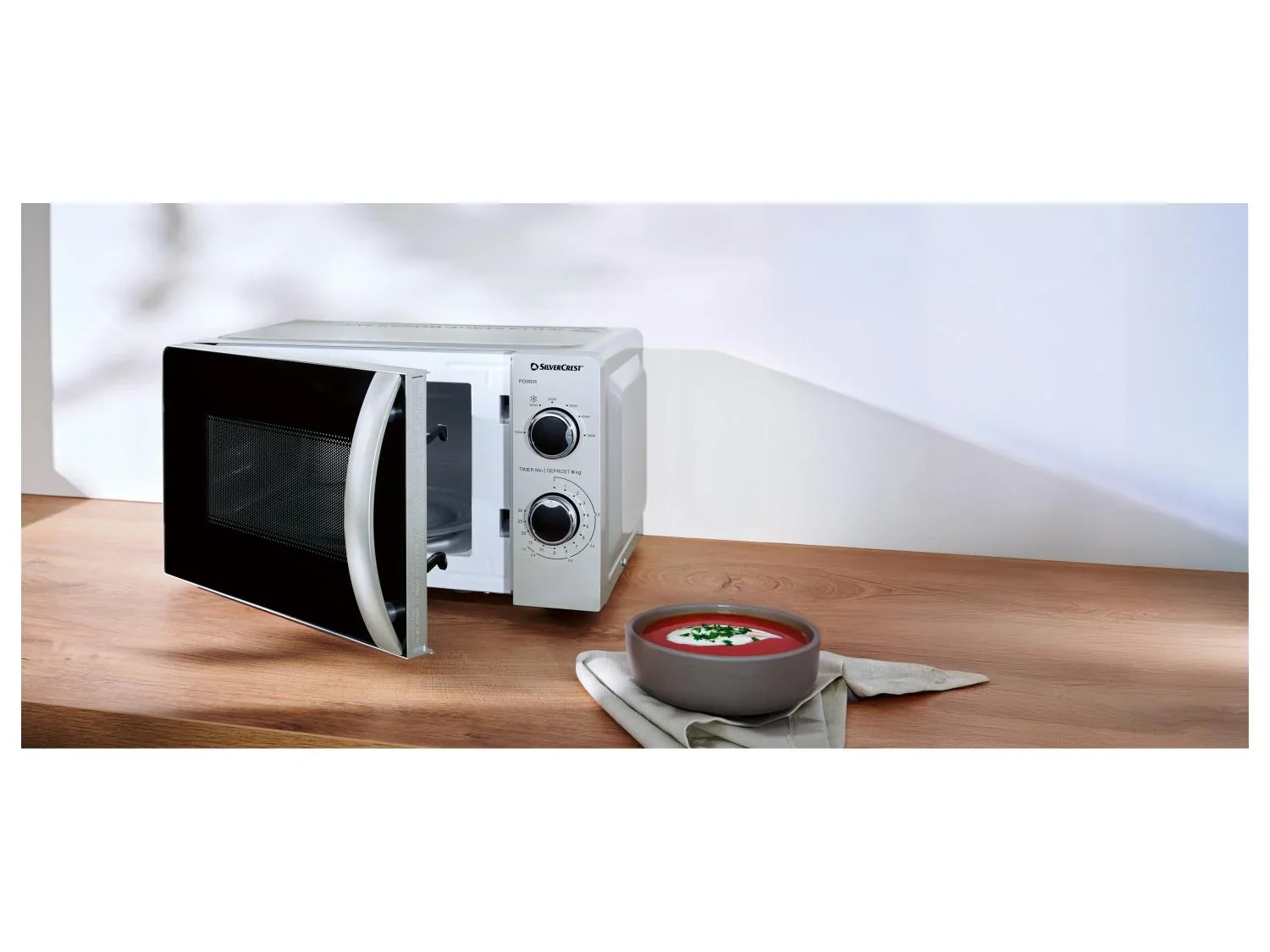 SILVERCREST Four  micro-ondes
