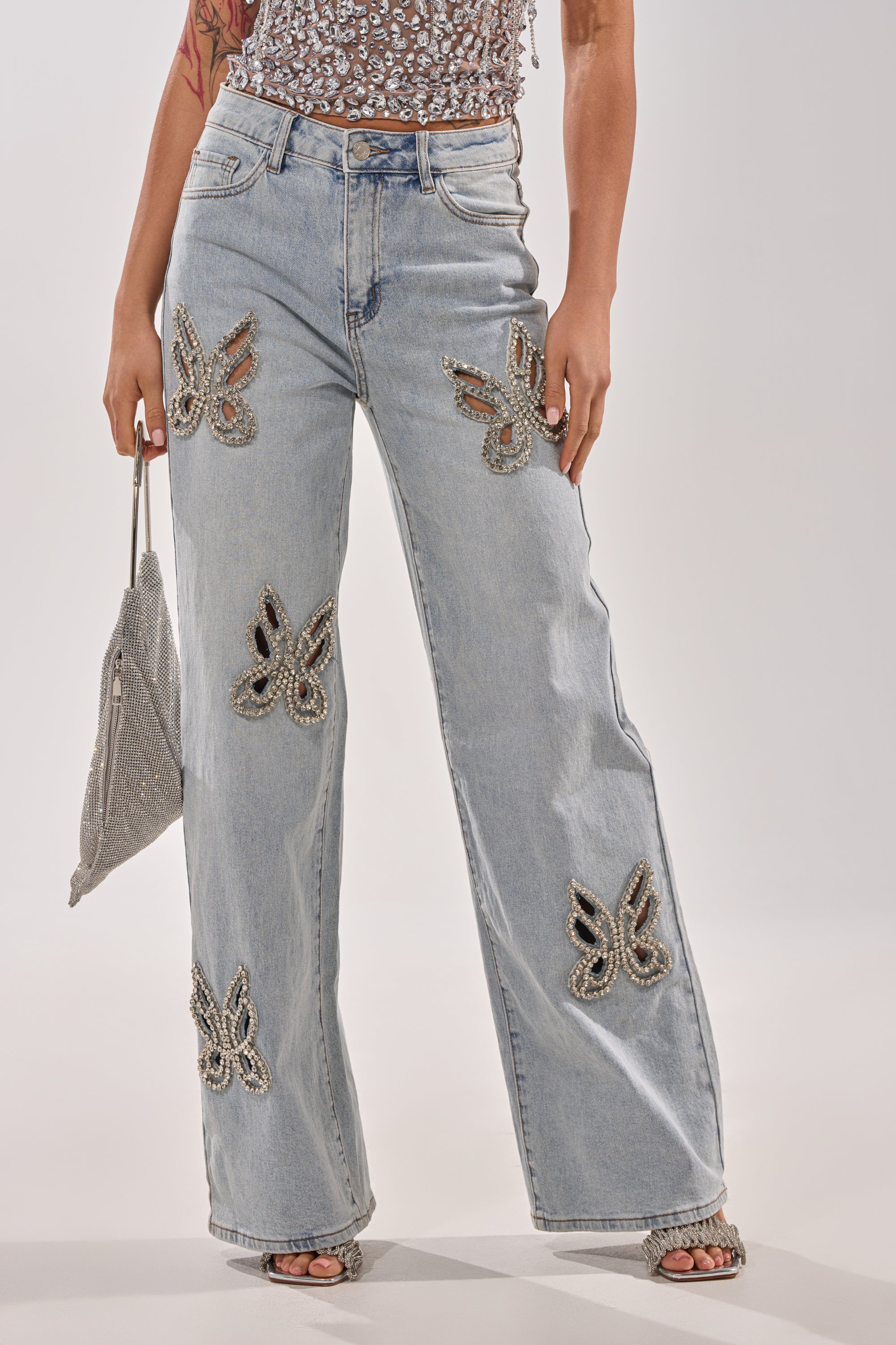 RHINESTONE BUTTERFLY CUTOUT DENIM JEANS - Akira Store
