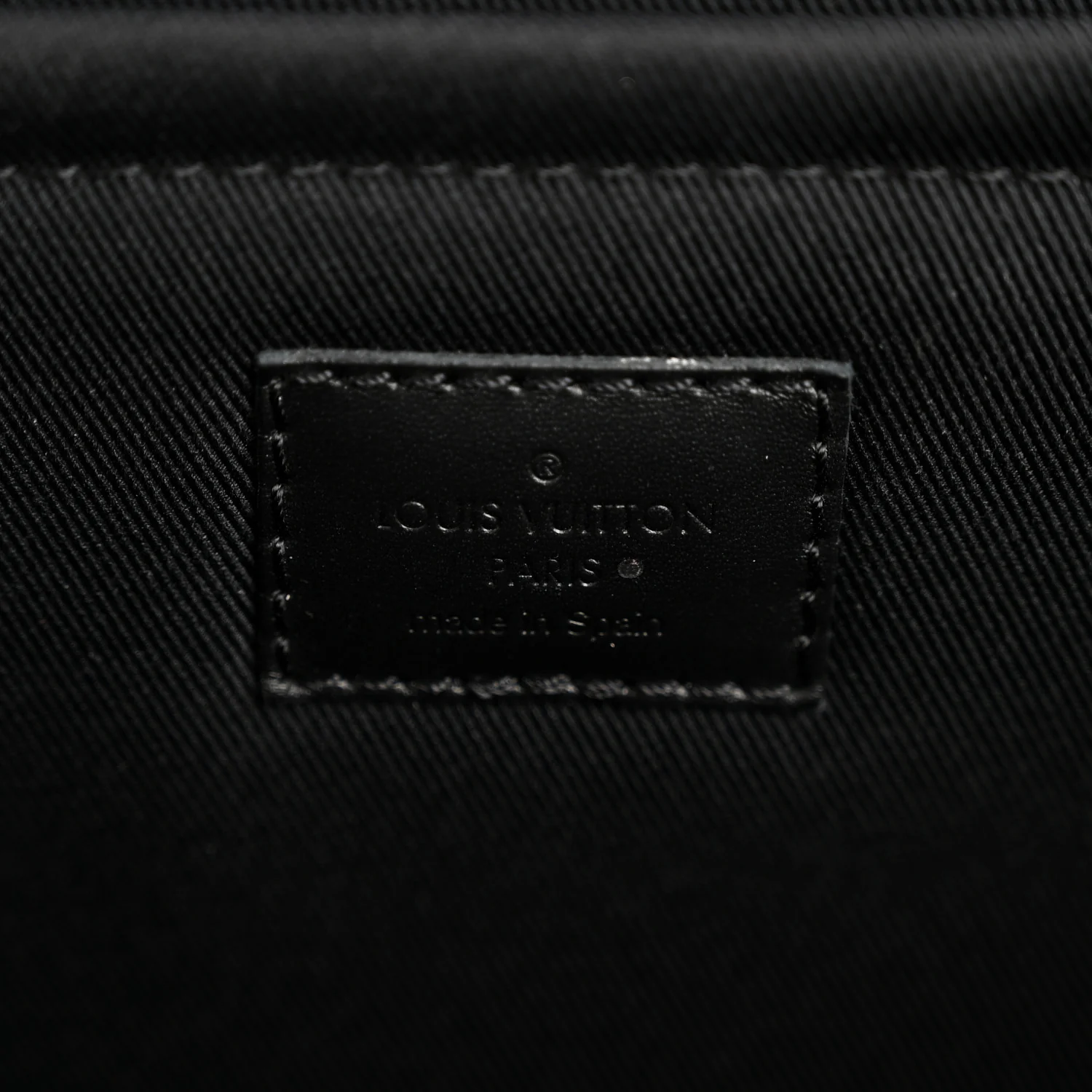 Monogram Macassar Archy Messenger GM