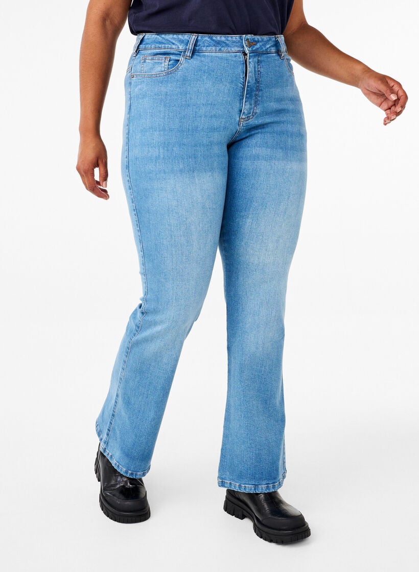 Zizzi High-waisted Ellen bootcut jeans