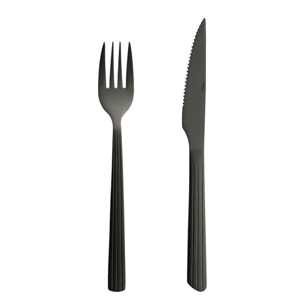 RAW grill bestikksett 8 deler matt svart