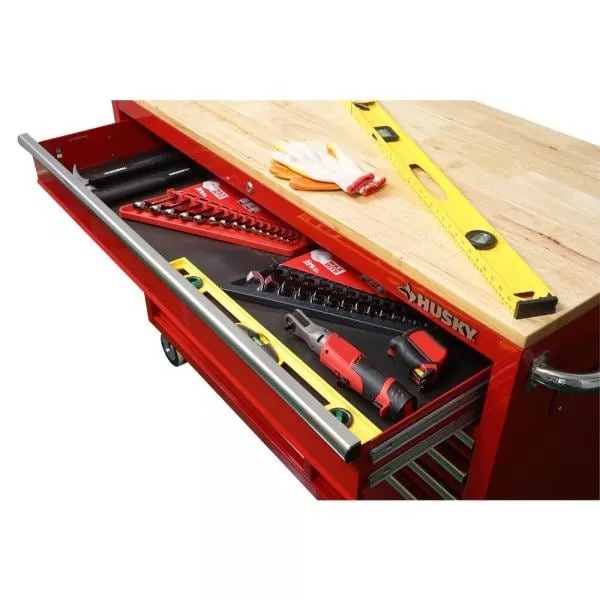 Établi mobile rouge brillant à 9 tiroirs, 52 po L x 24 po P
