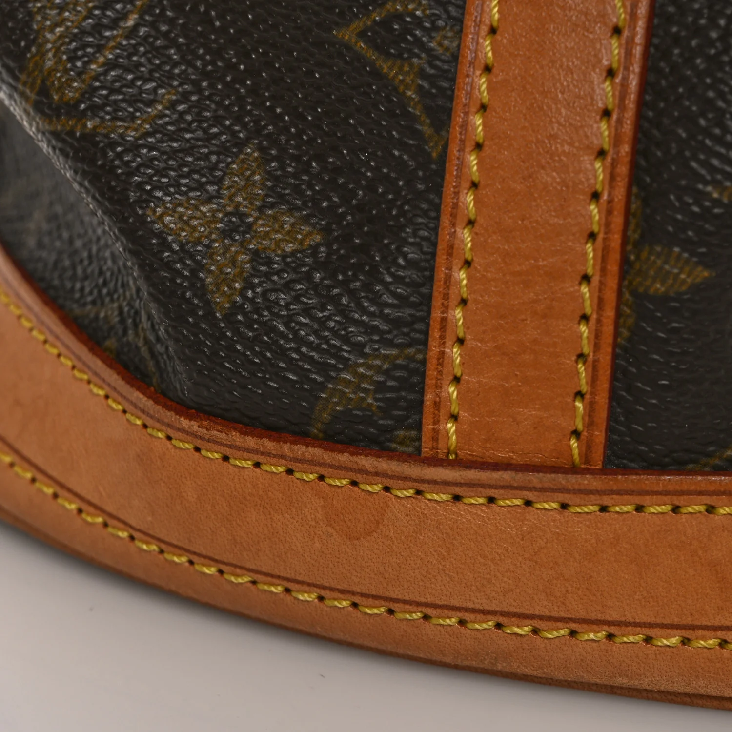Monogram Bucket 27