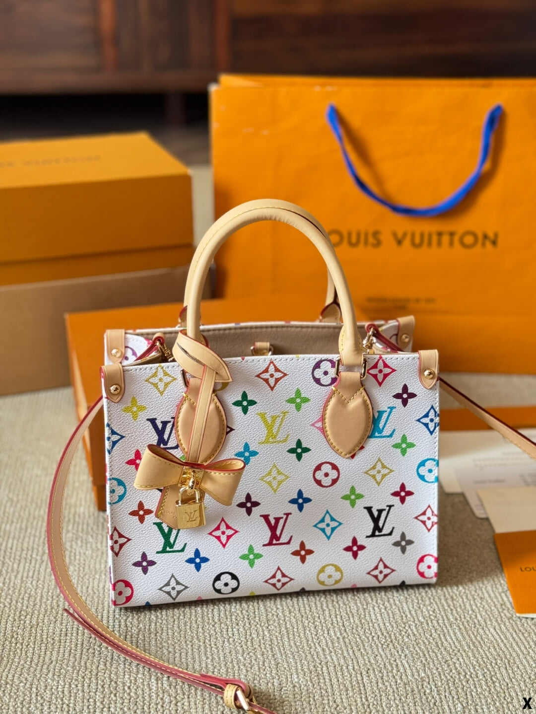 【ルイヴィトン】◆新品トートバッグ｜村上隆コラボレーション♪会員限定販売