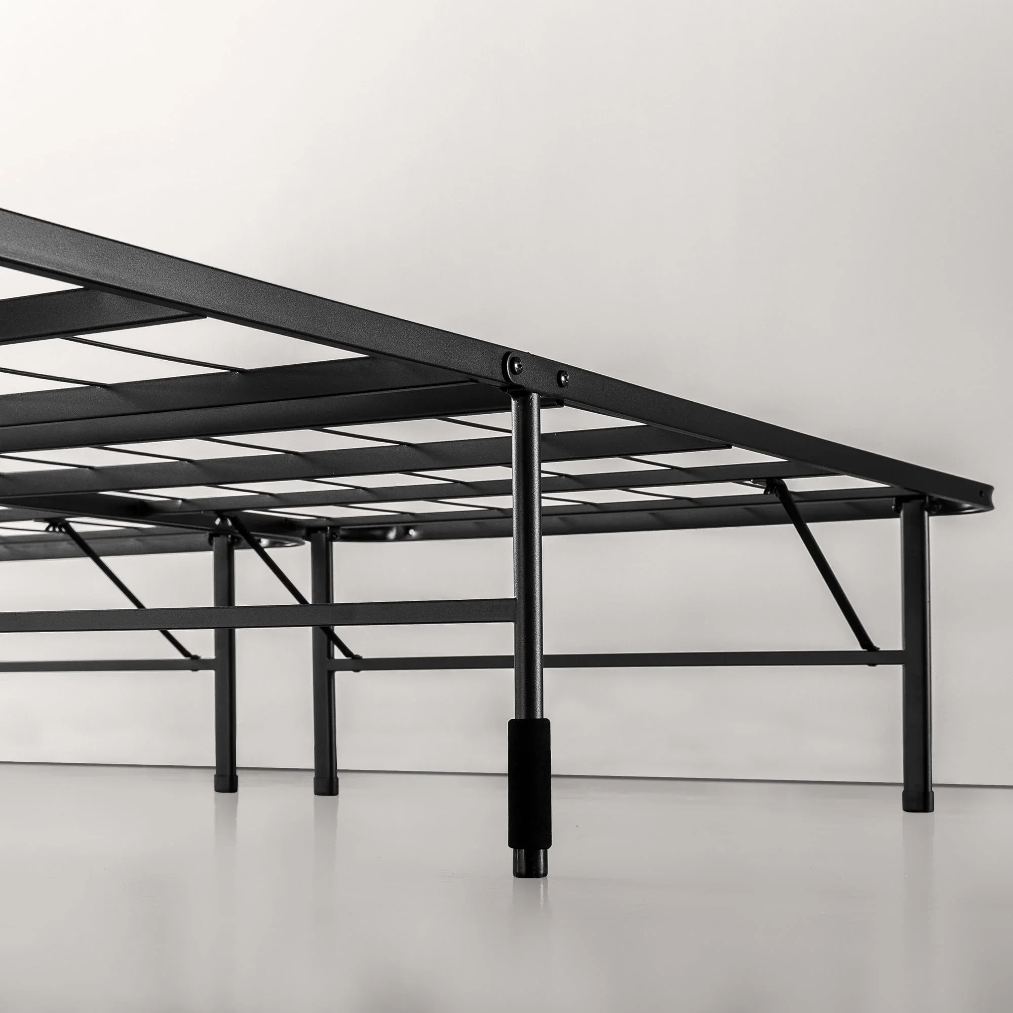Zinus 14 Black Metal SmartBase® Tool-Free Assembly Mattress Foundation, King