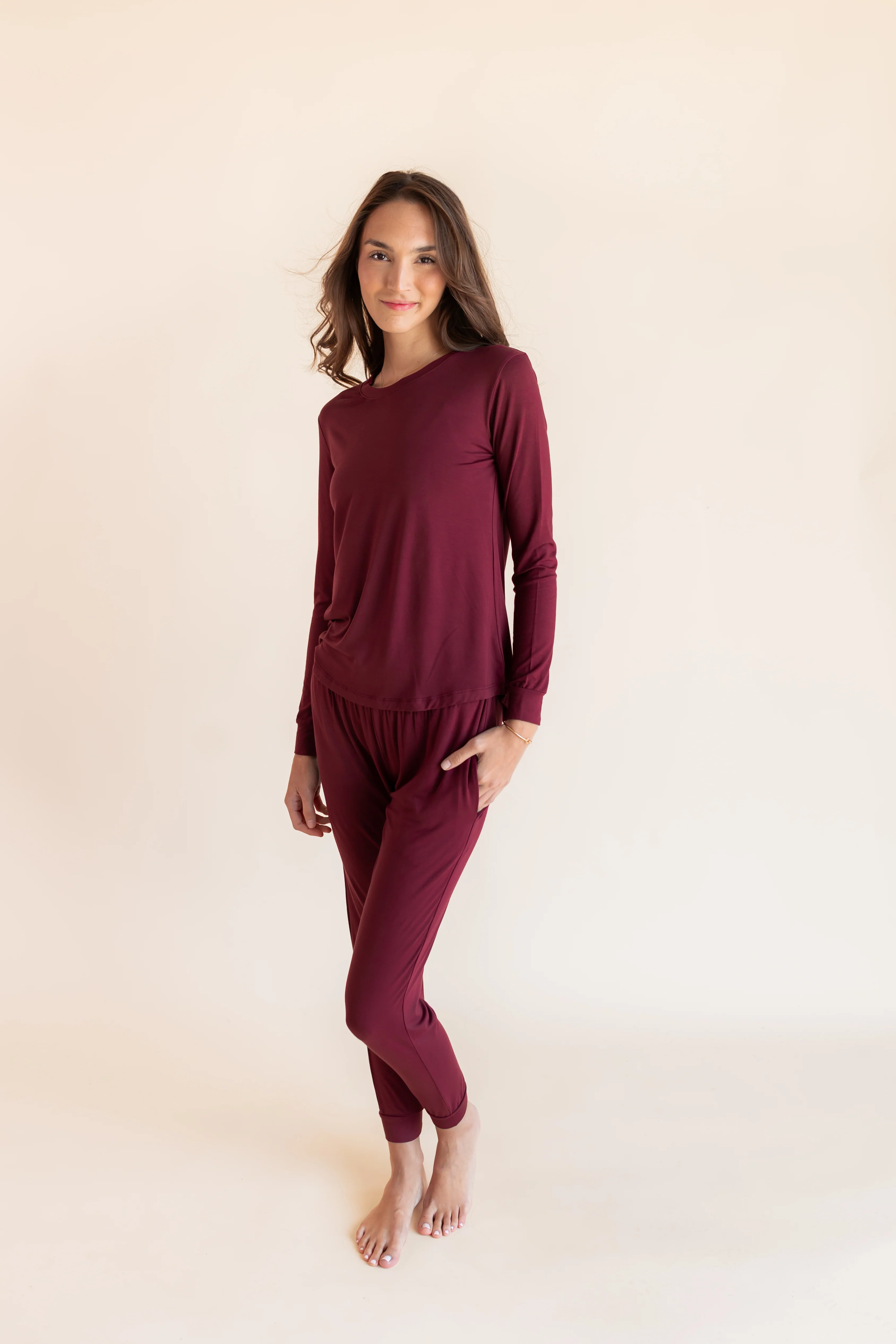 Women's Jogger Pajama Set in Burgundy