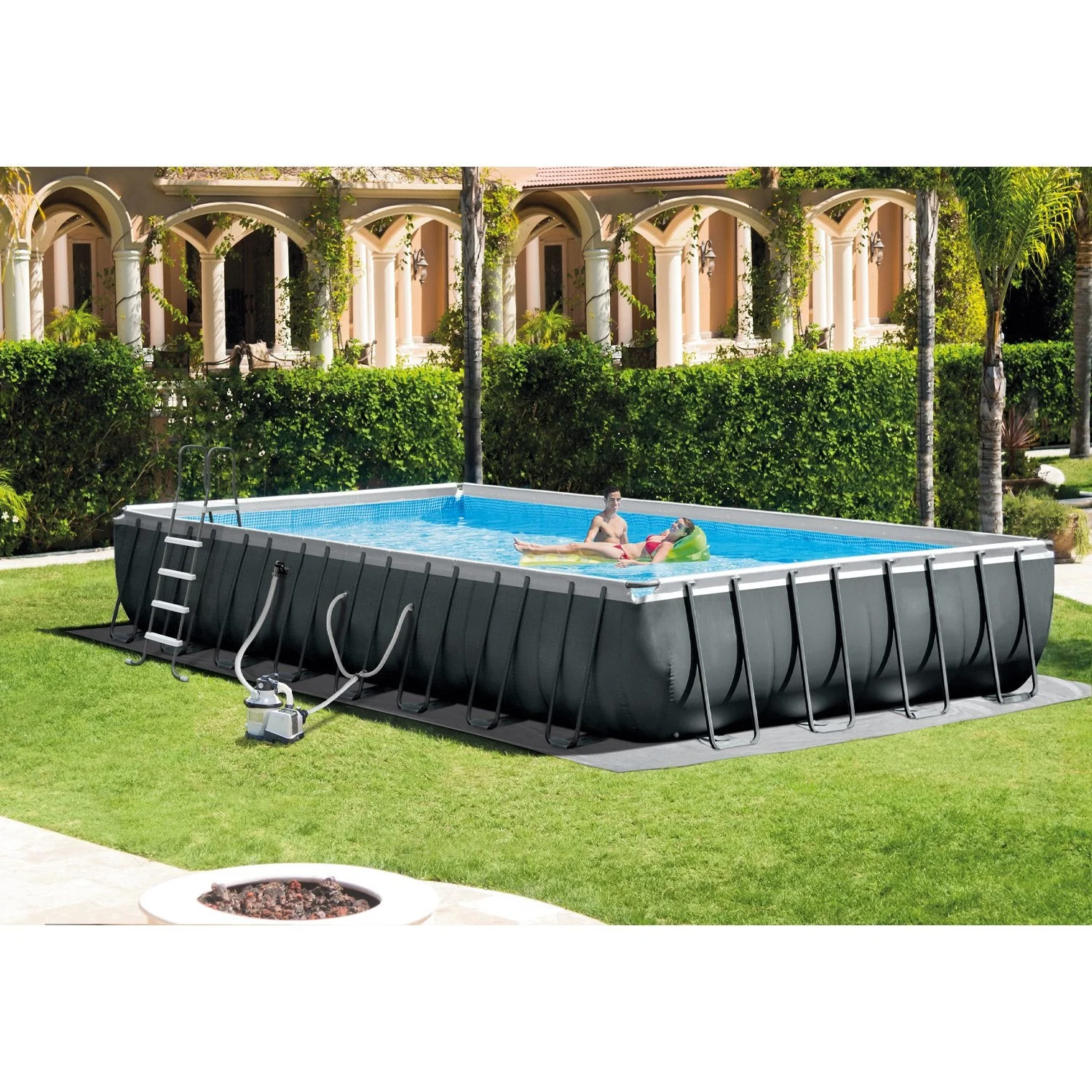 Piscine rectangulaire Ultra XTR Frame de 32 pi x 16 pi x 52 po avec pompe