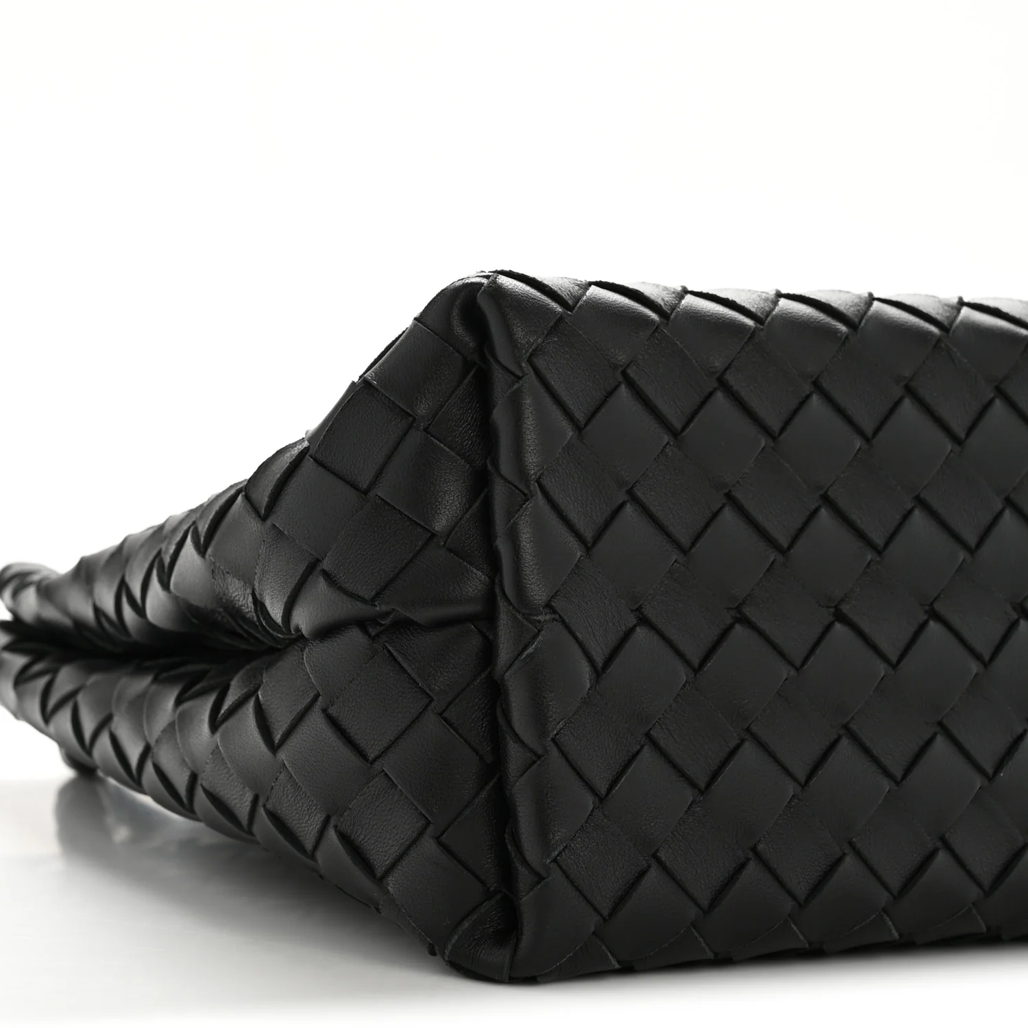 Nappa Intrecciato Medium Andiamo Shoulder Bag Black