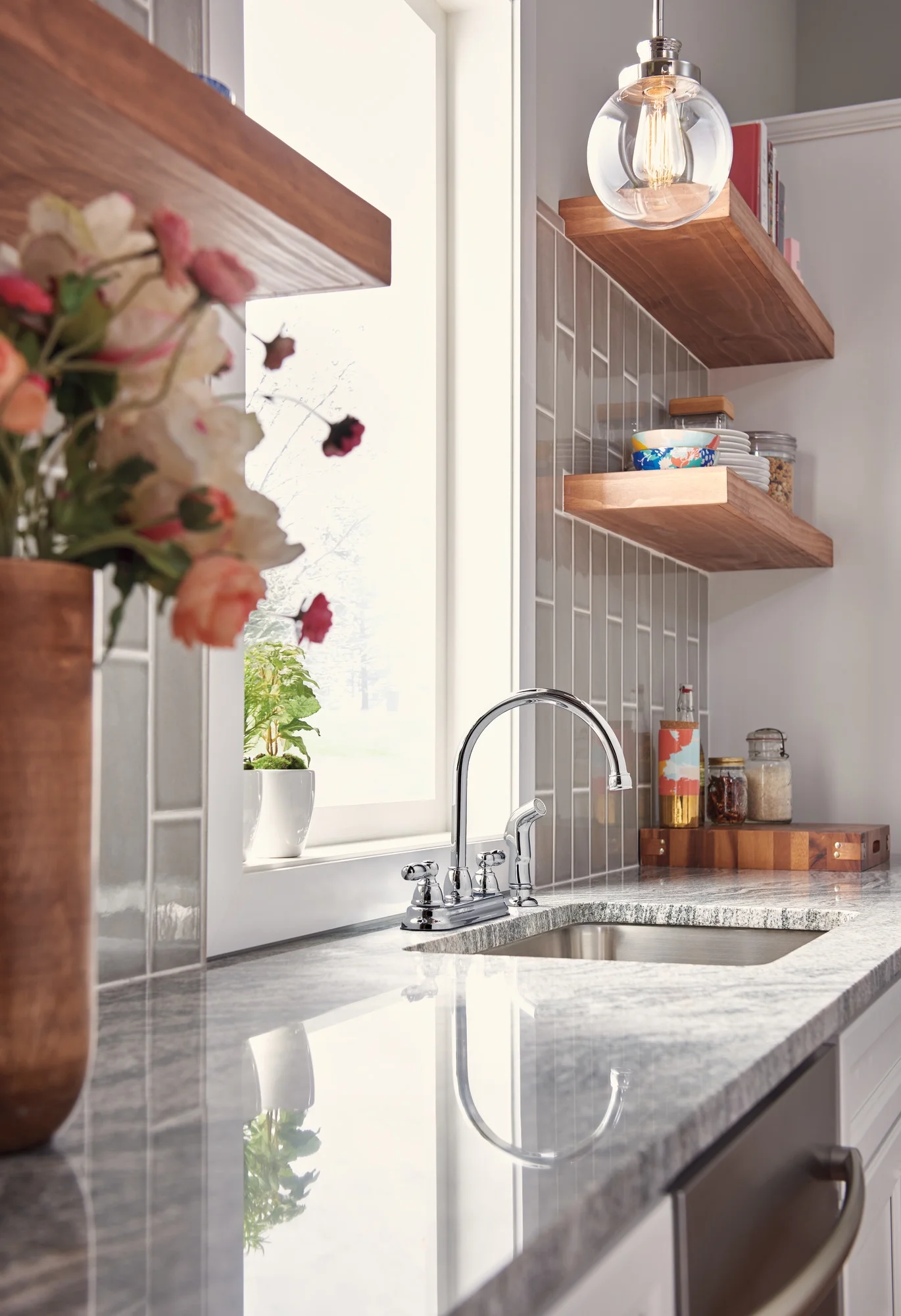 Claymore Two Handle Kitchen Faucet in Chrome P299575LF(Chrome) - Image 9