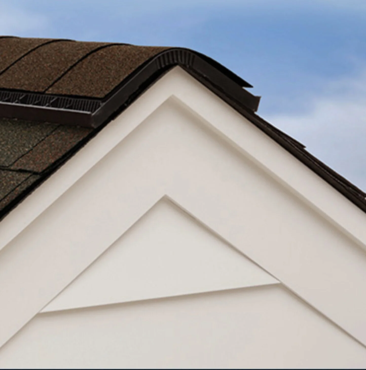 IKO Algae Resistant Hip & Ridge Cap Shingles Bundle – Dual Grey/Frostone, 39 Linear Feet (04IKHR39DG)