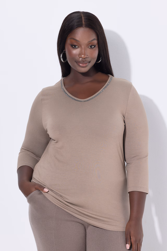 Rhinestone Neck 3/4 Sleeve Tee