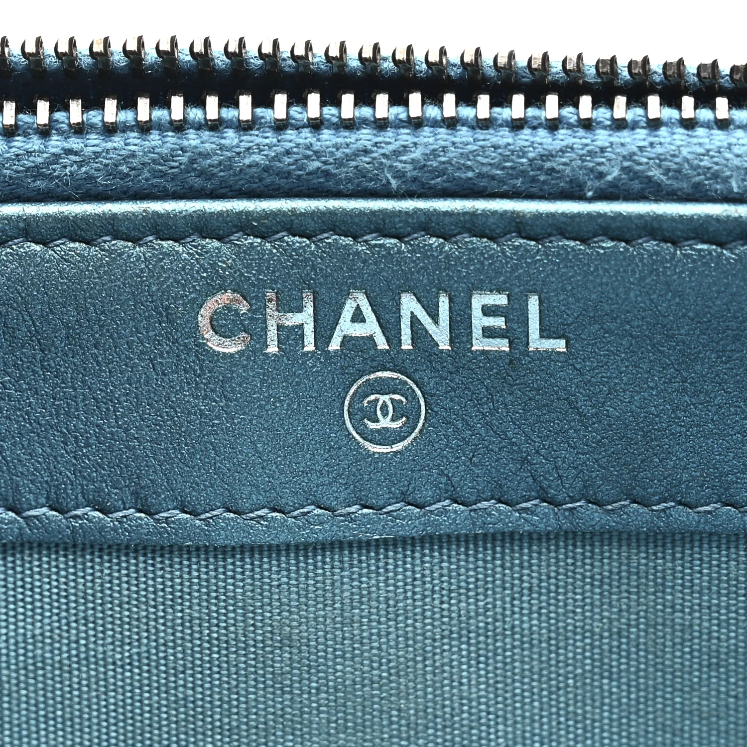 Metallic Caviar Quilted Small Boy Clutch With Chain Turquoise