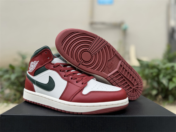 Air Jordan 1 Red and White