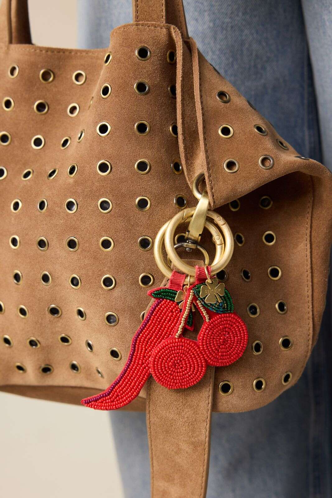 Rode bag charm met kers