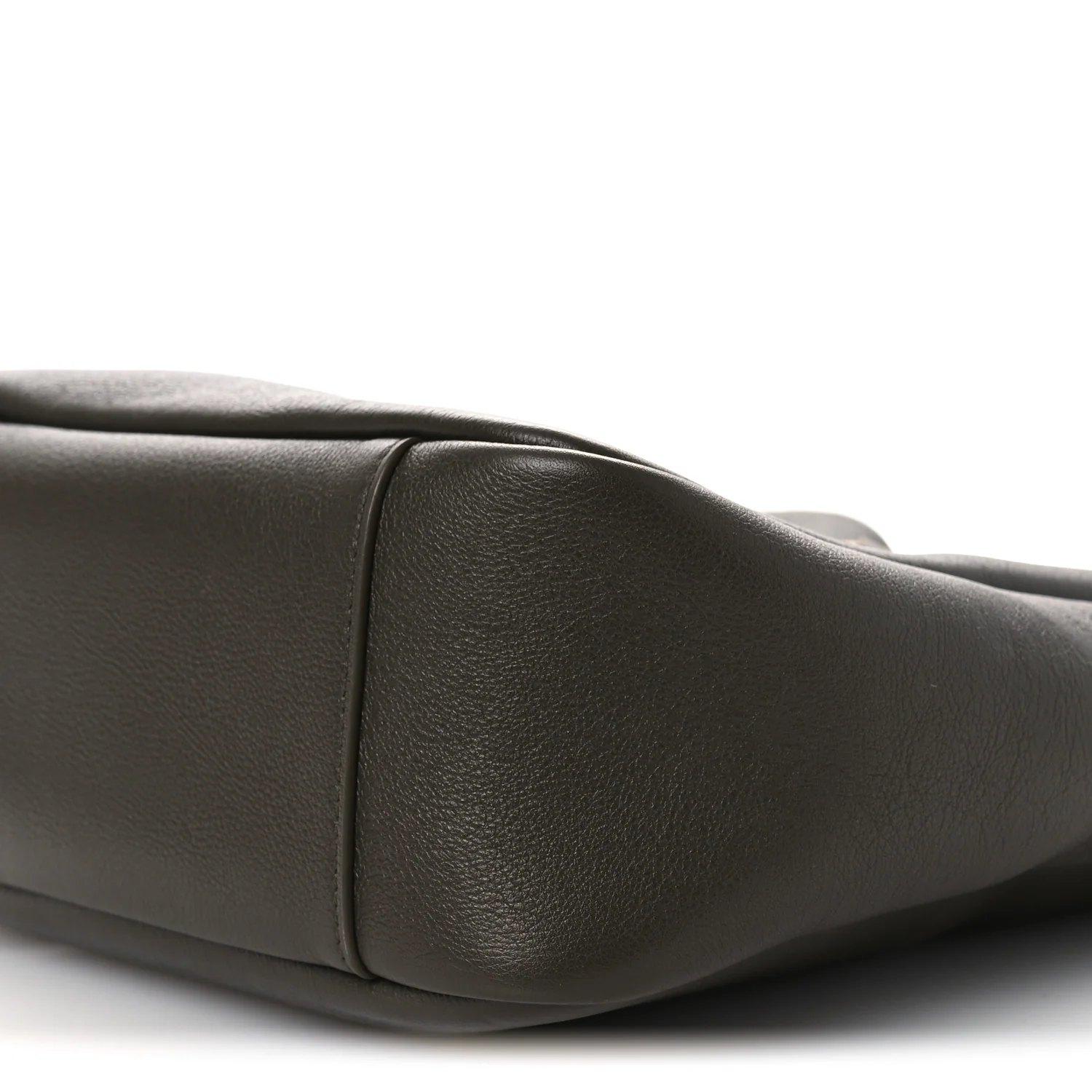 Smooth Calfskin Small Le 5 A 7 Soft Hobo Light Musk