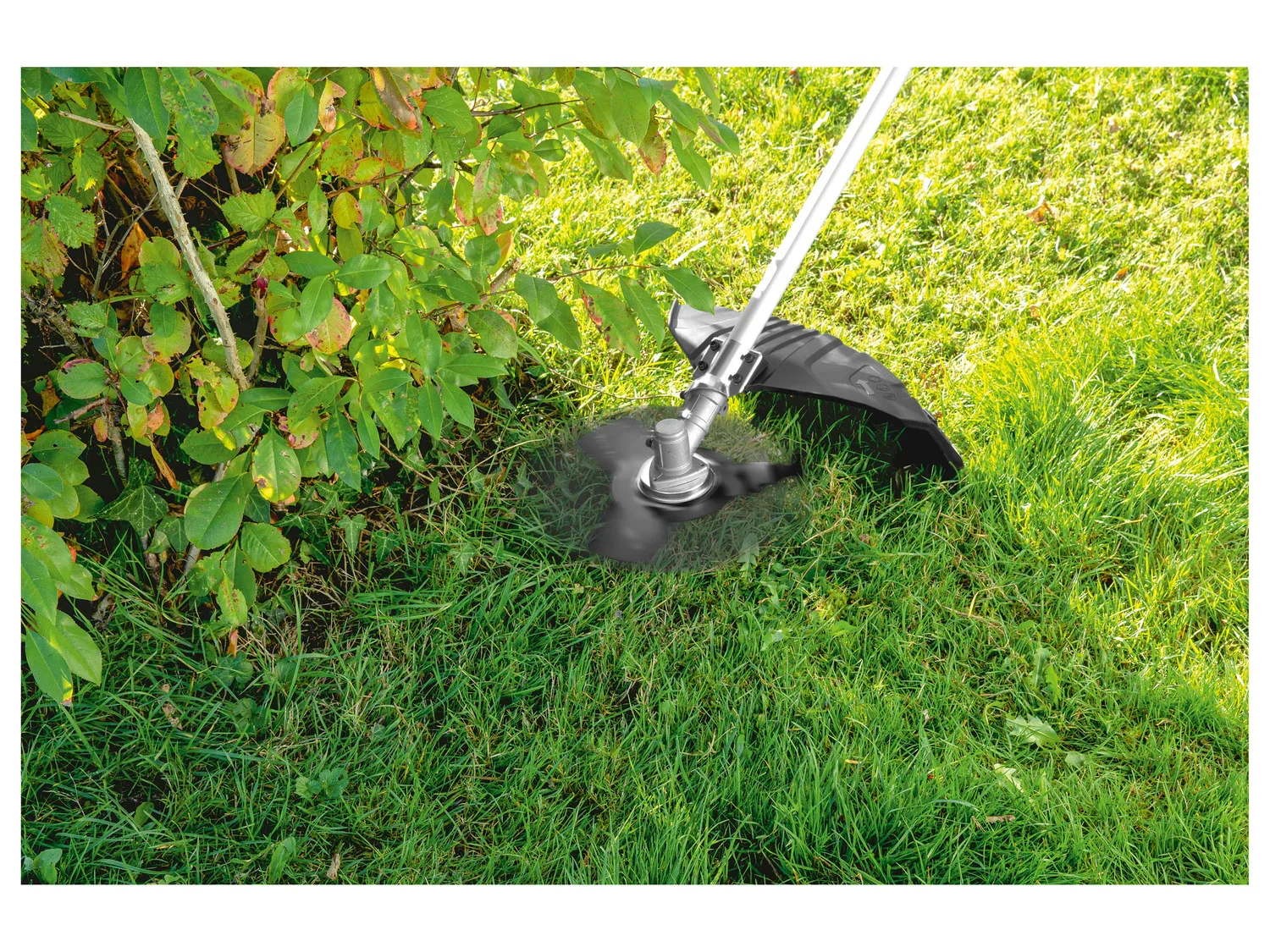 PARKSIDE Outil modulable  essence 4 en 1 PBK4