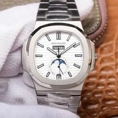 Patek Philippe Nautilus 5726 / 1A-010 PF Factory Moonphase Silver White Dial