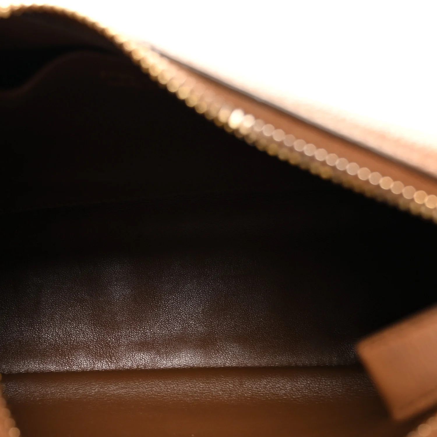 Vitello Daino Soft Zippered Hobo Shoulder Bag Caramel