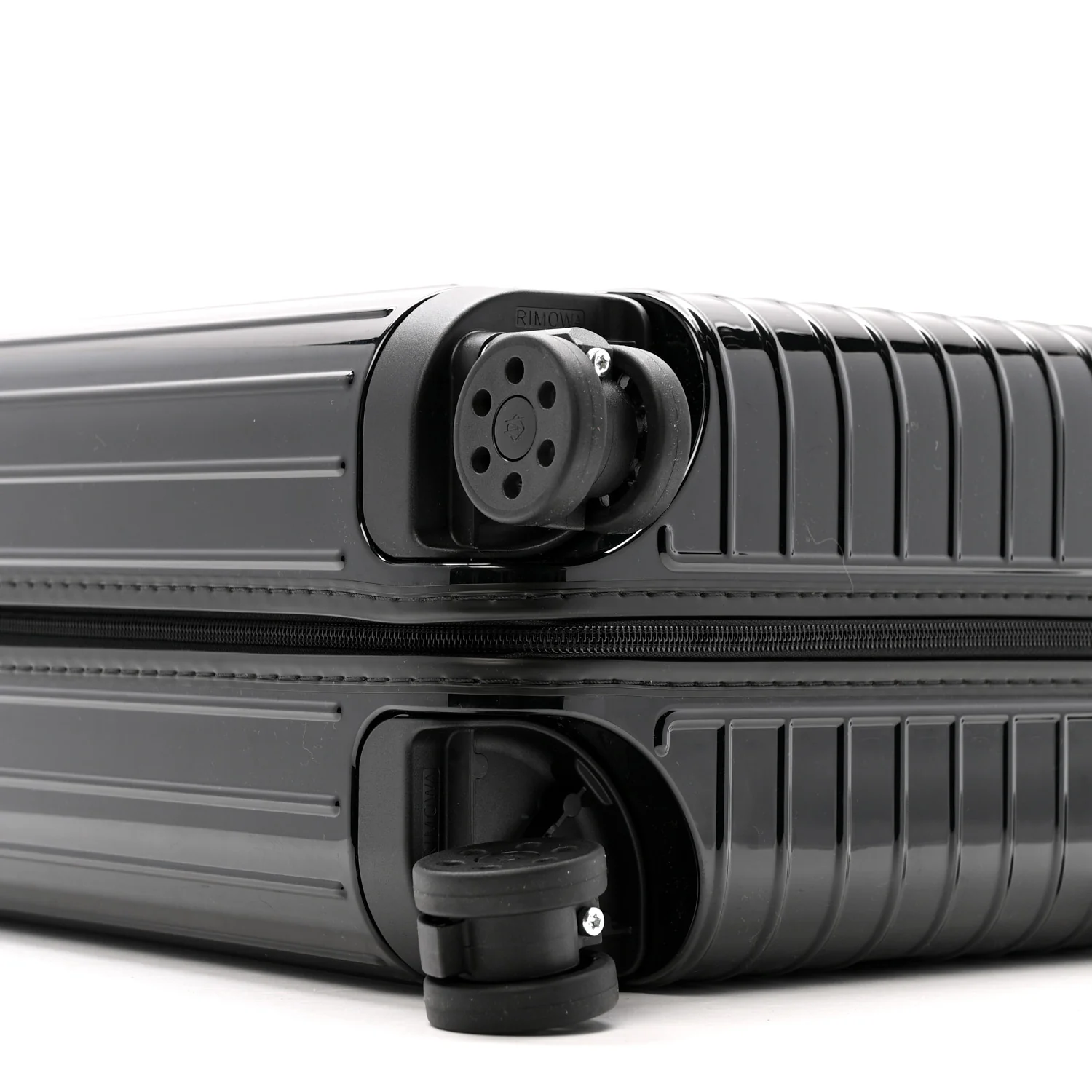 Gloss Polycarbonate Essential Lite Cabin U Black