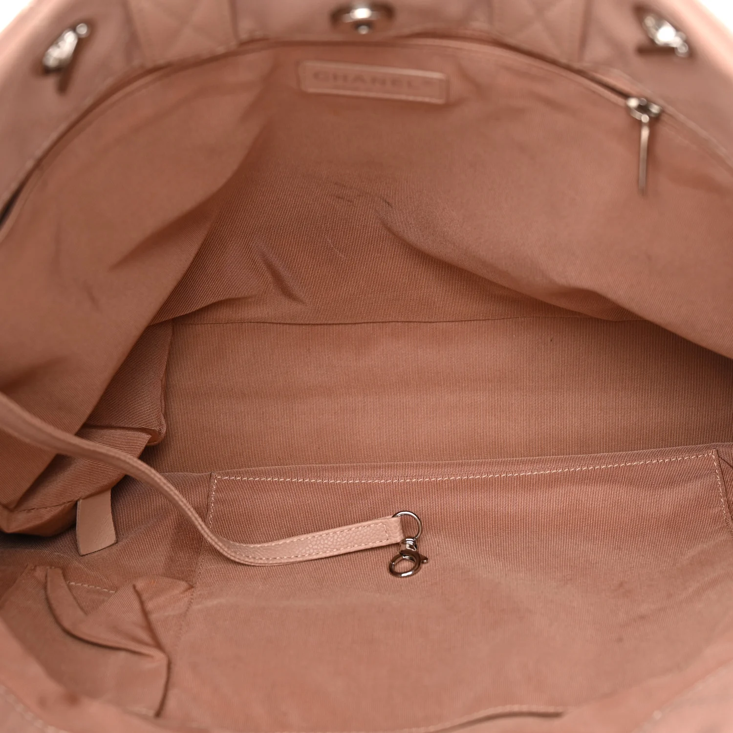 Caviar Quilted Shopping Tote Pink