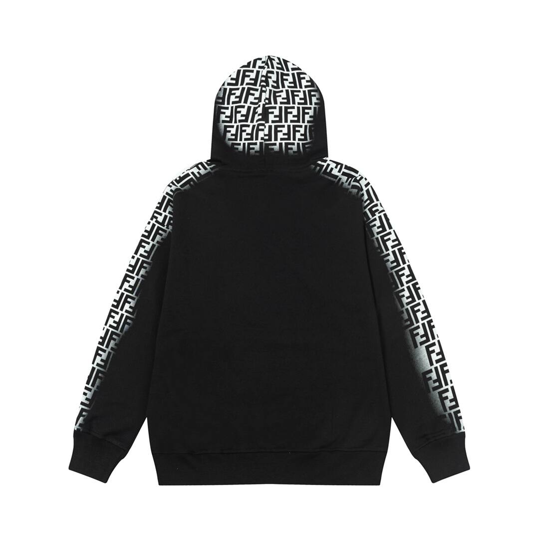 【FENDI 公式旗艦店】好評に付き再入荷！！