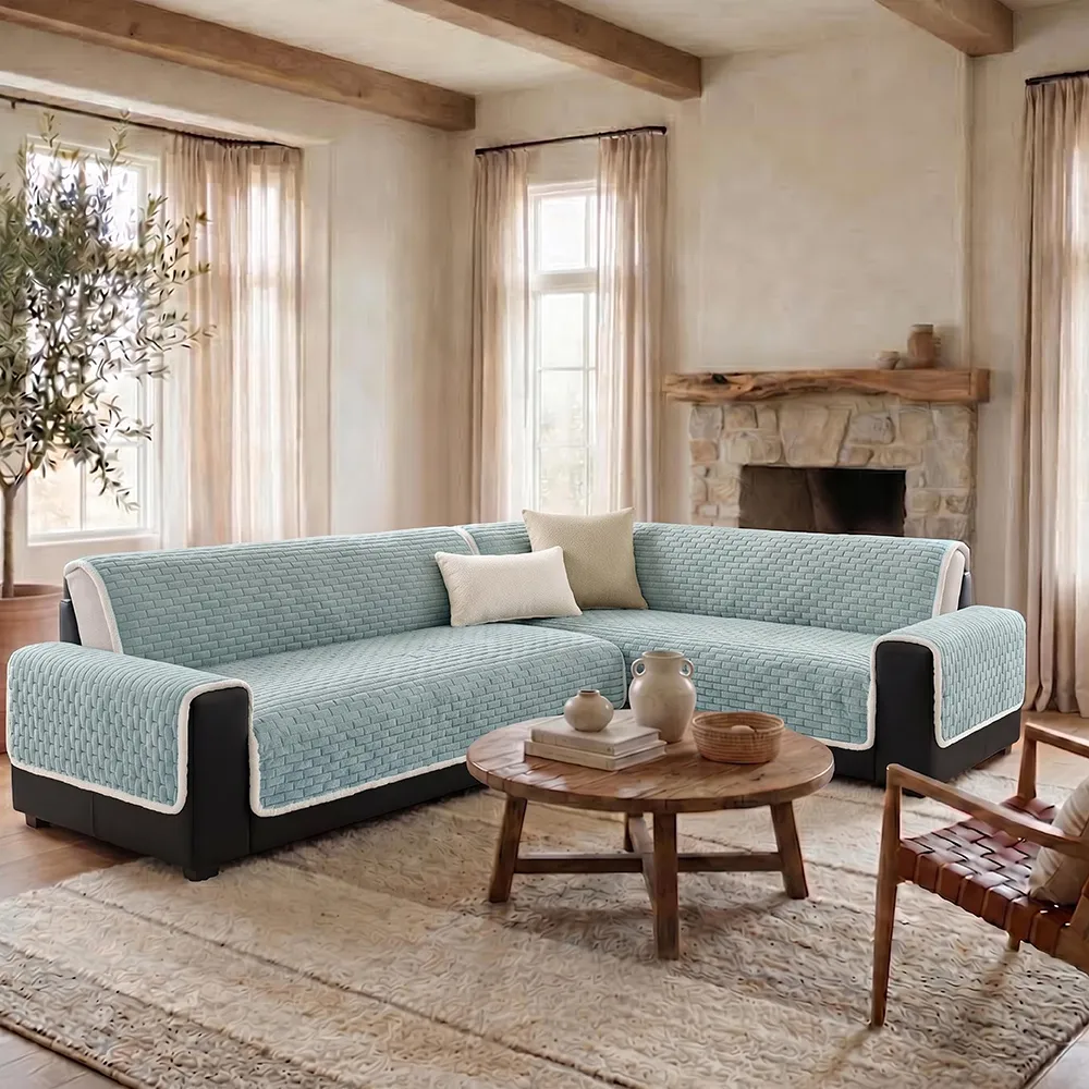One-Piece Plush Scratch-Resistant Large Sectional Couch Covers with Elastic Straps