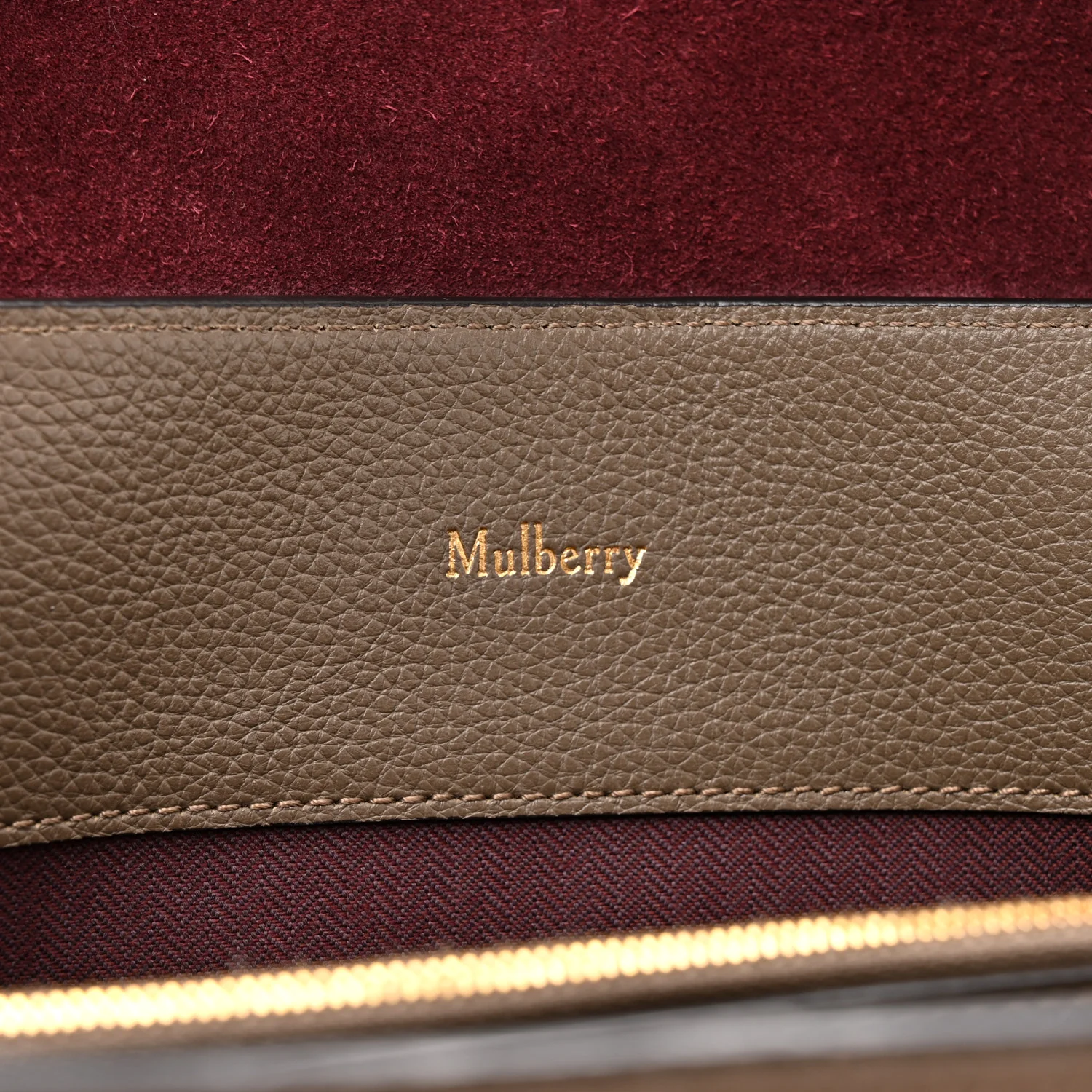 Small Classic Grain Calfskin Seaton Clay