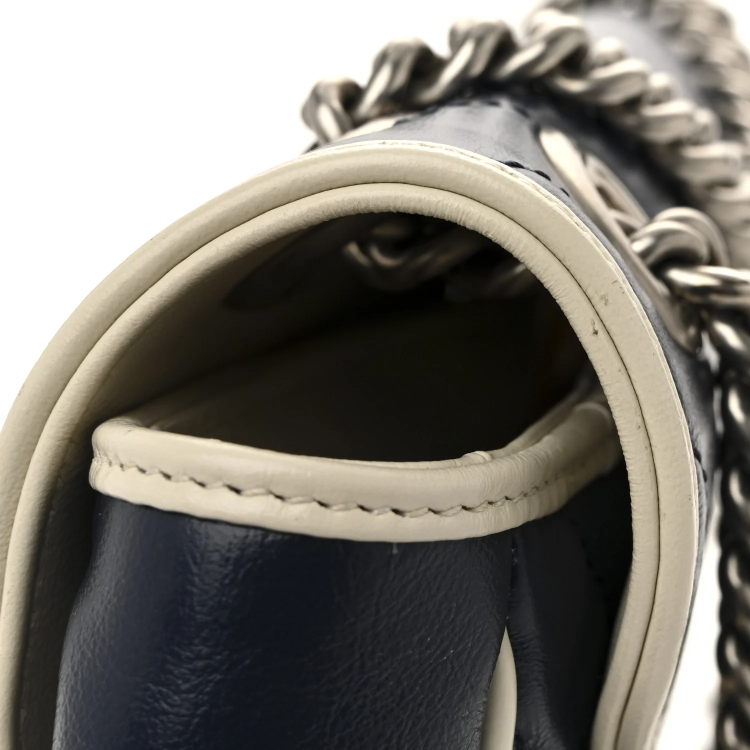 Vintage Effect Calfskin Matelasse Diagonal Small Torchon GG Marmont Shoulder Bag Blue Agata Mystic White
