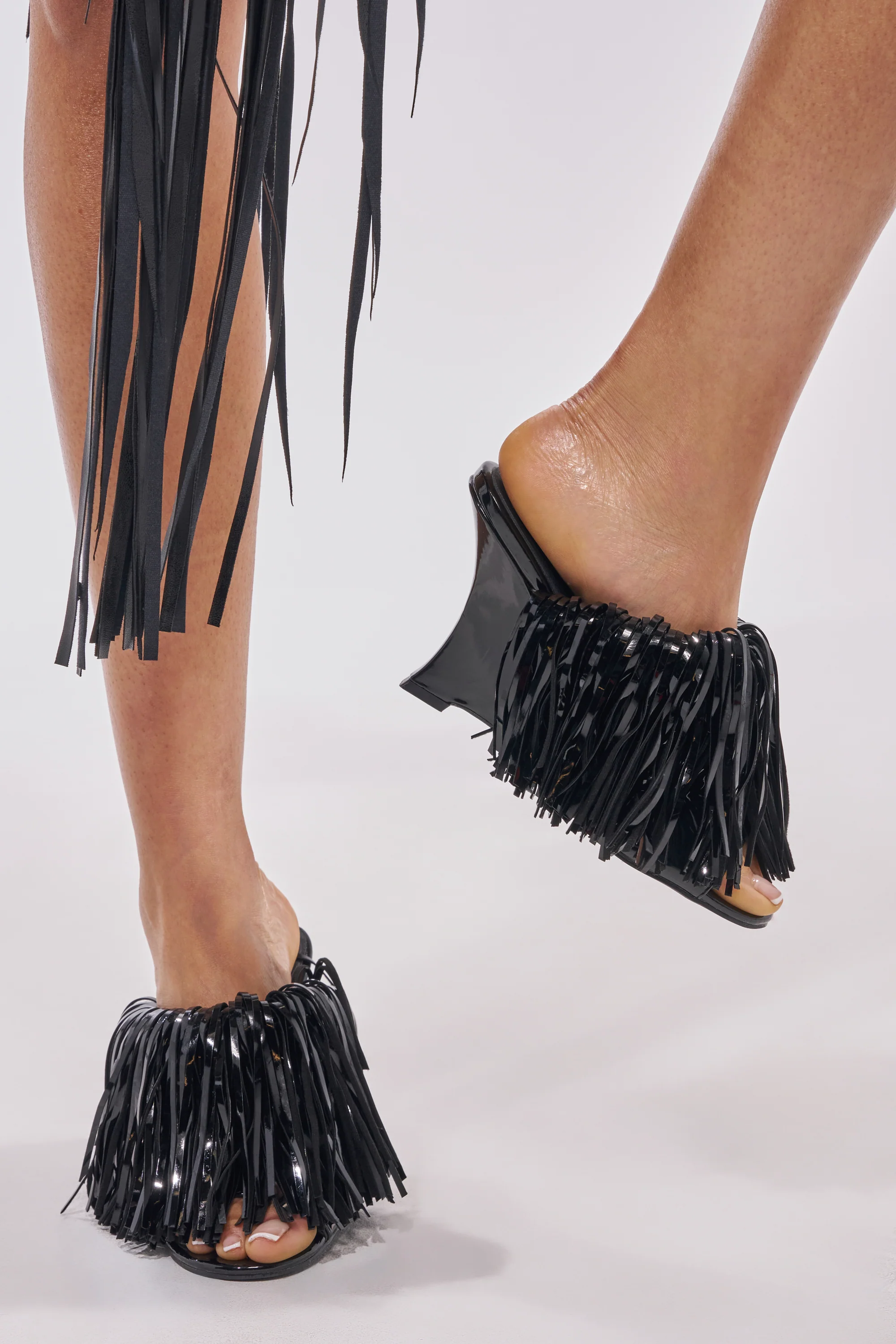 AZALEA WANG VAILYN BLACK FRINGE PU WEDGE SANDAL - Akira Store