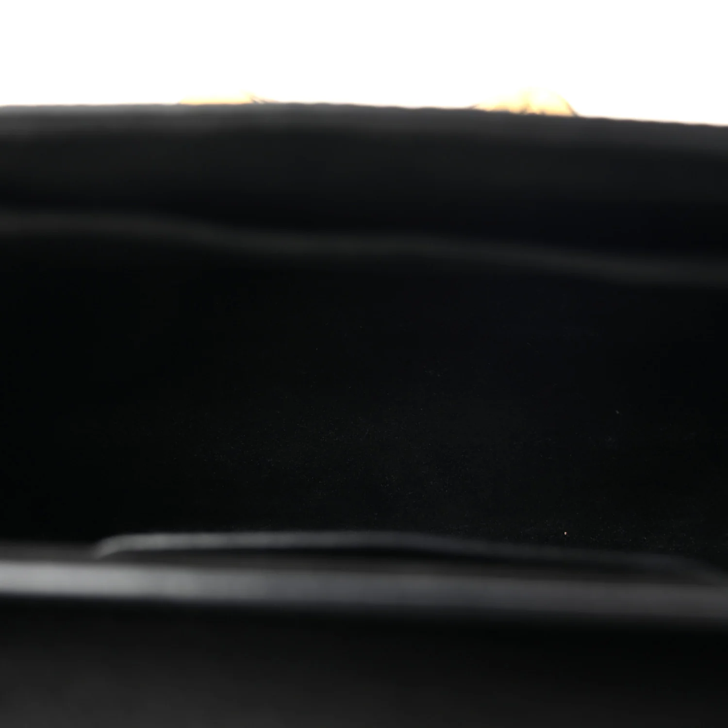 Epi Twist Shoulder Bag MM Black