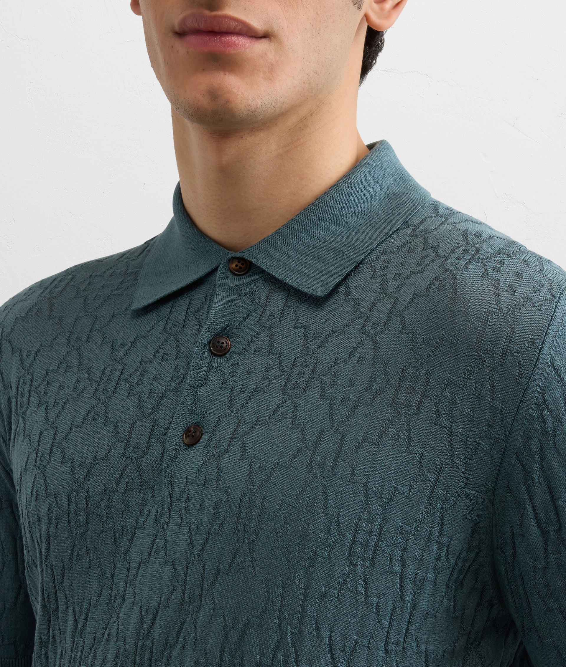 TEAL BLUE SILK AND COTTON KNITTED SHORT SLEEVED POLO SHIRT WITH GEOMETRIC PATTERN