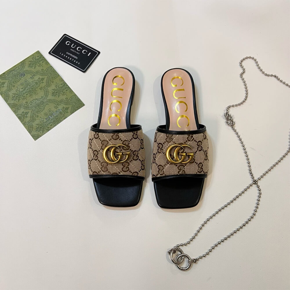 GUCCI Jolie GG Canvas Slides