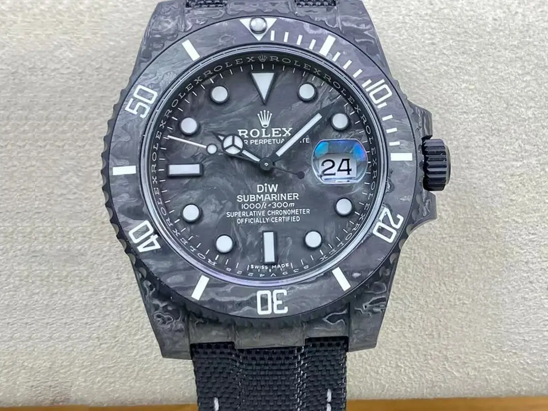 Rolex Submariner VS Factory Carbon Fiber Case