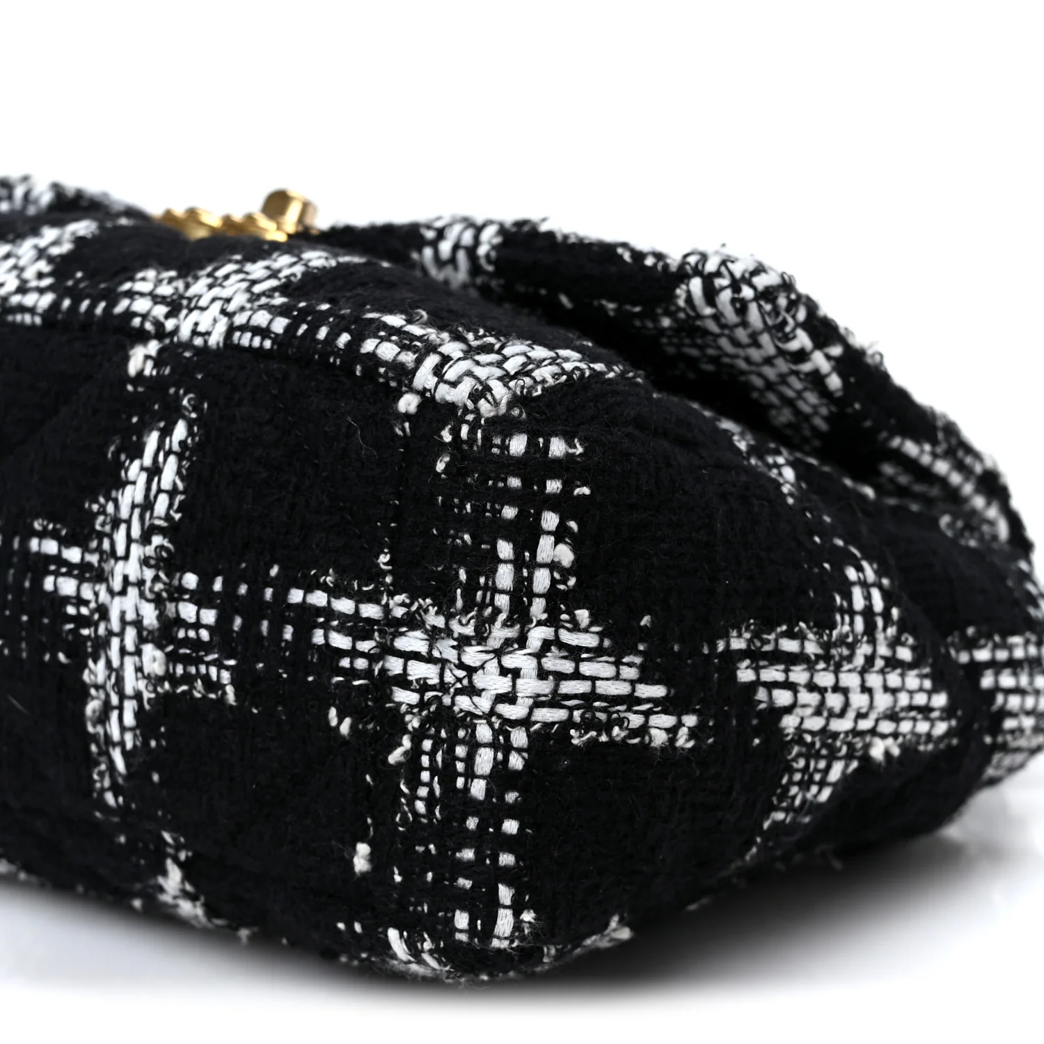 Tweed Quilted Medium Chanel 19 Flap Black White