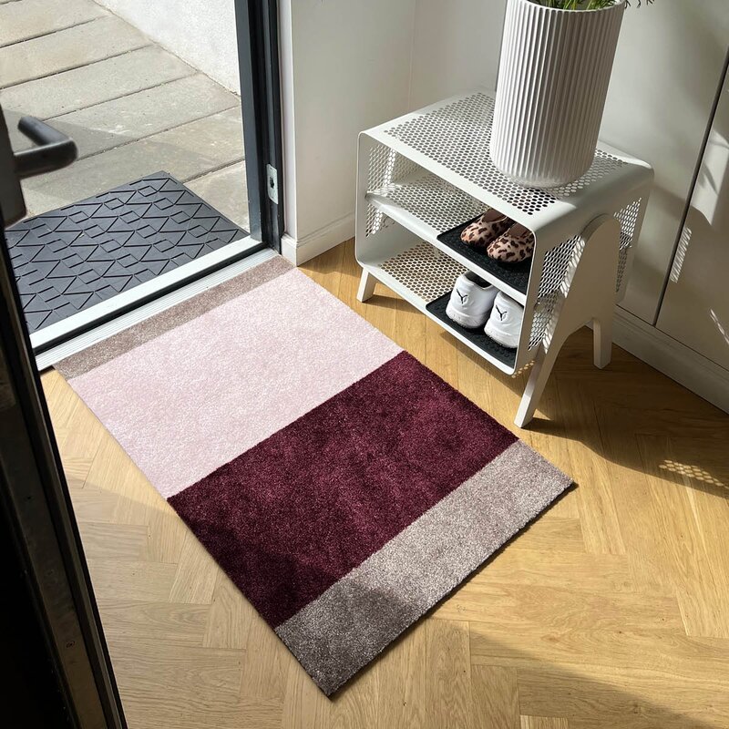 Stripes horisontal gulvmatte 90x60 cm bordeaux/rose/sand
