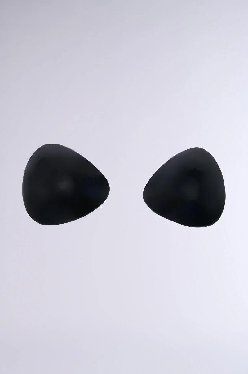 ULTIMATE PUSHUP NIPPIE CUTLETS IN BLACK - Akira Store